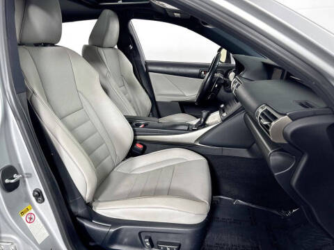 2016 Lexus IS 350
