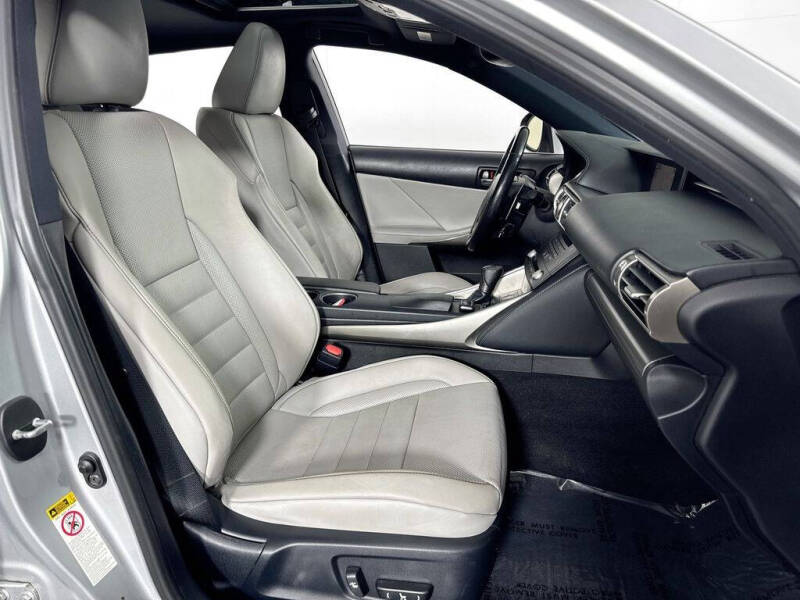 2016 Lexus IS 350