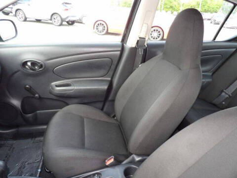 2015 Nissan Versa 1.6 S