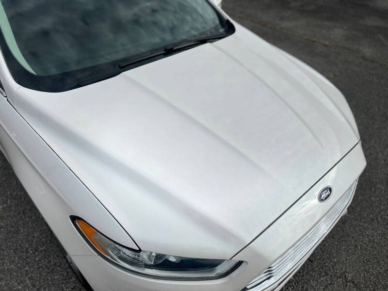 2014 Ford Fusion SE