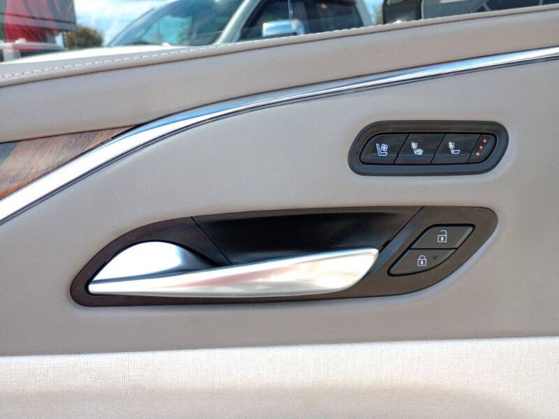 2024 Cadillac Escalade ESV Sport Platinum