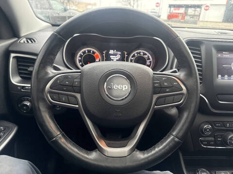 2019 Jeep Cherokee Latitude Plus