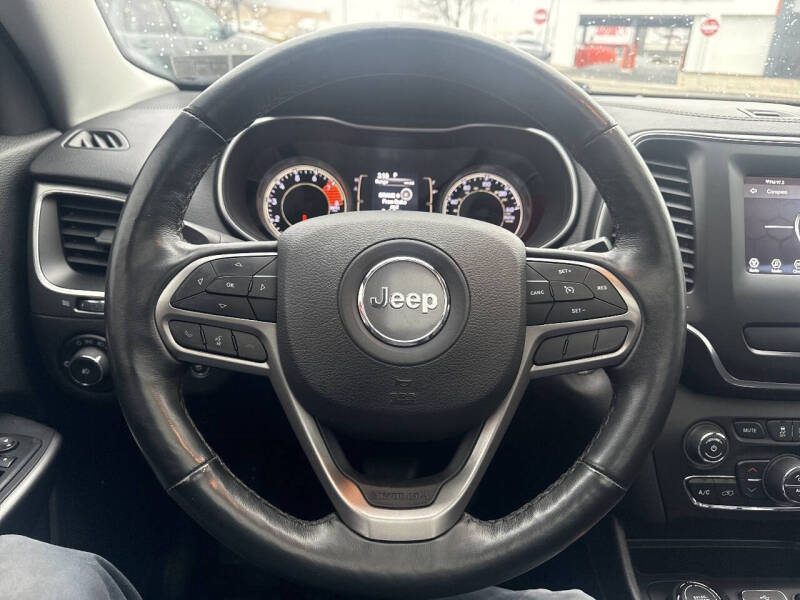 2019 Jeep Cherokee Latitude Plus