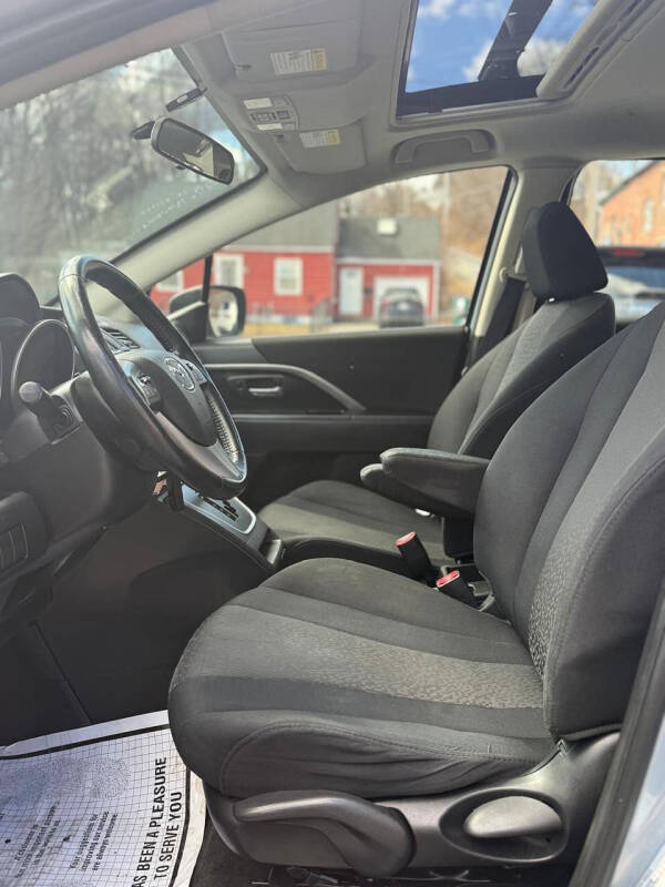 2012 Mazda MAZDA5 Touring