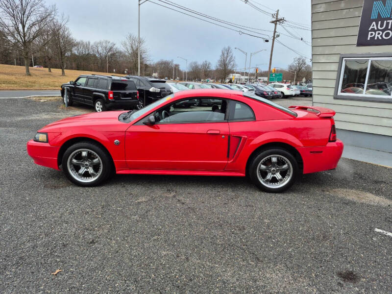2004 Ford Mustang