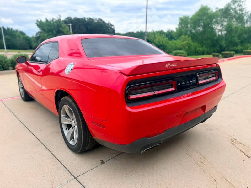2018 Dodge Challenger SXT