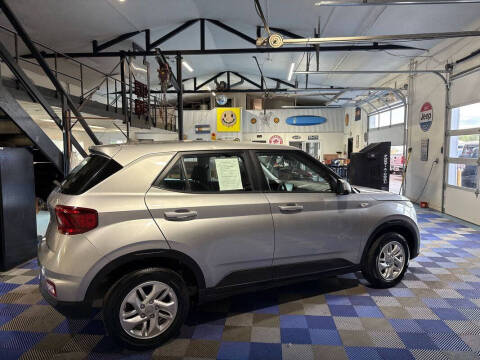 2024 Hyundai Venue SE