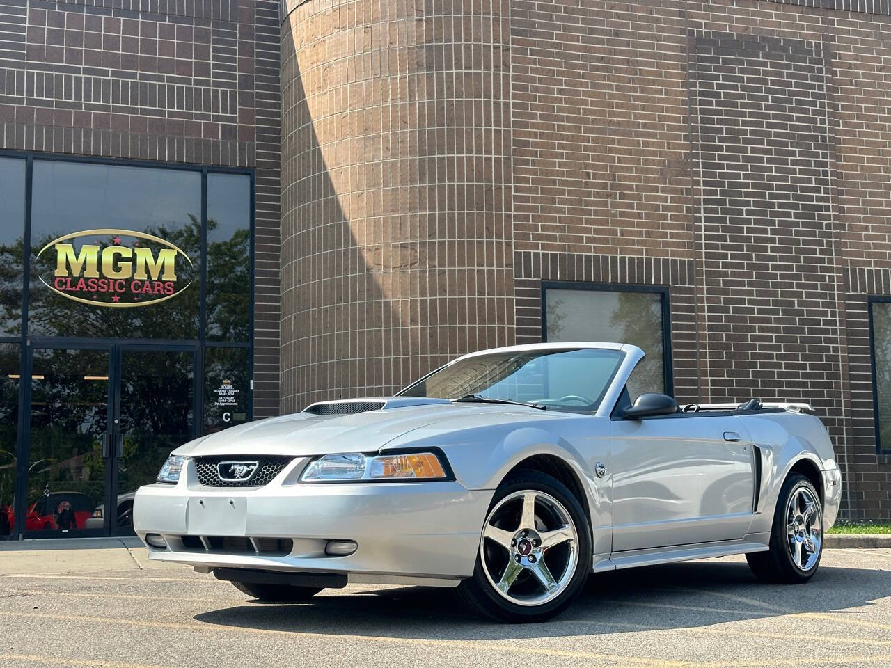 2004 Ford Mustang 