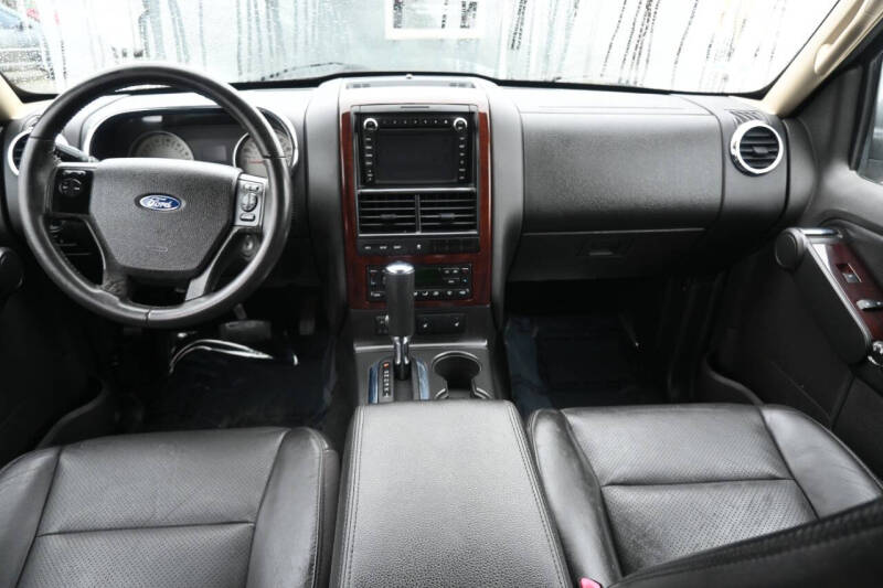 2010 Ford Explorer Limited