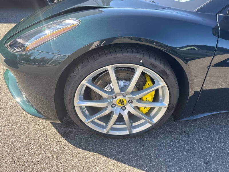 2025 Lotus Emira V6 Base