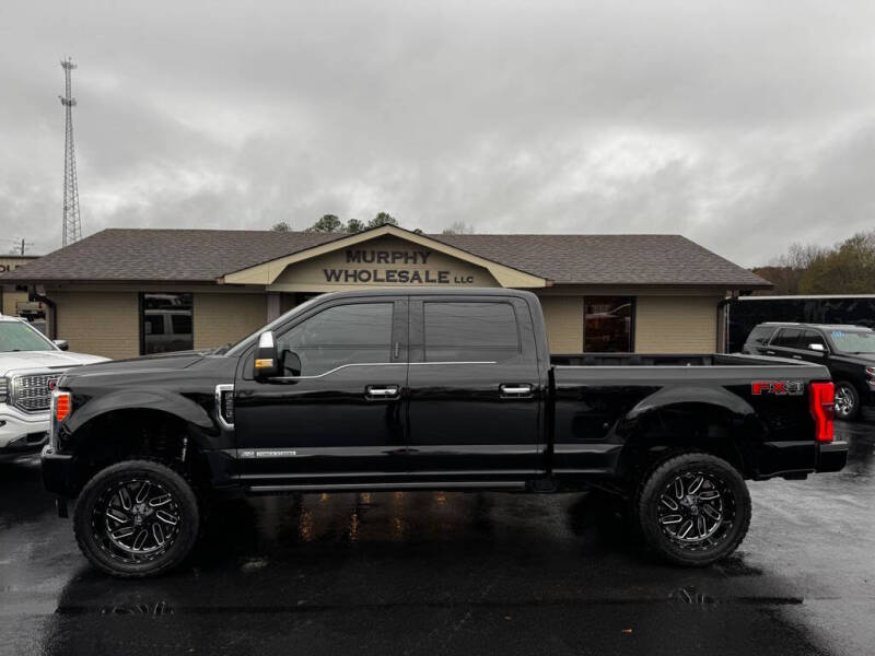 2017 Ford F-250 Super Duty Platinum's photo