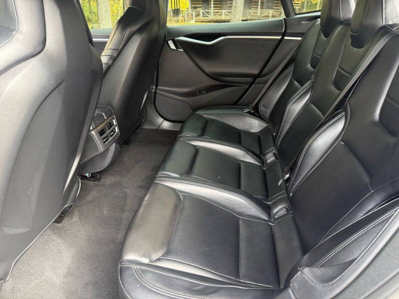 2015 Tesla Model S P85D