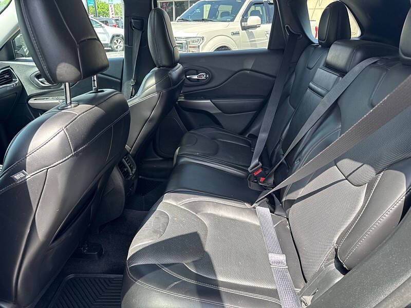 2019 Jeep Cherokee