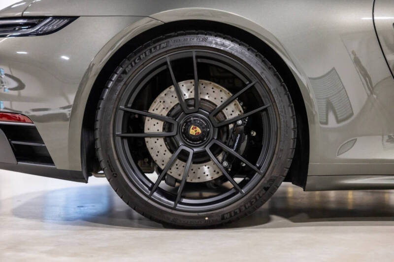 2023 Porsche 911 Targa 4 GTS