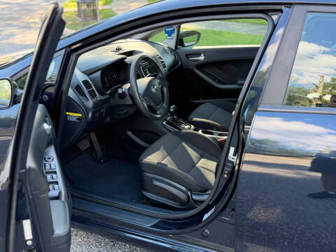 2018 Kia Forte5 LX