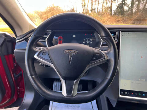 2015 Tesla Model S