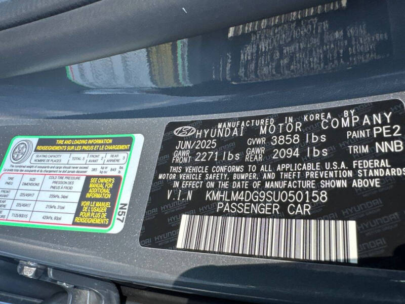 2025 Hyundai Elantra SEL Sport