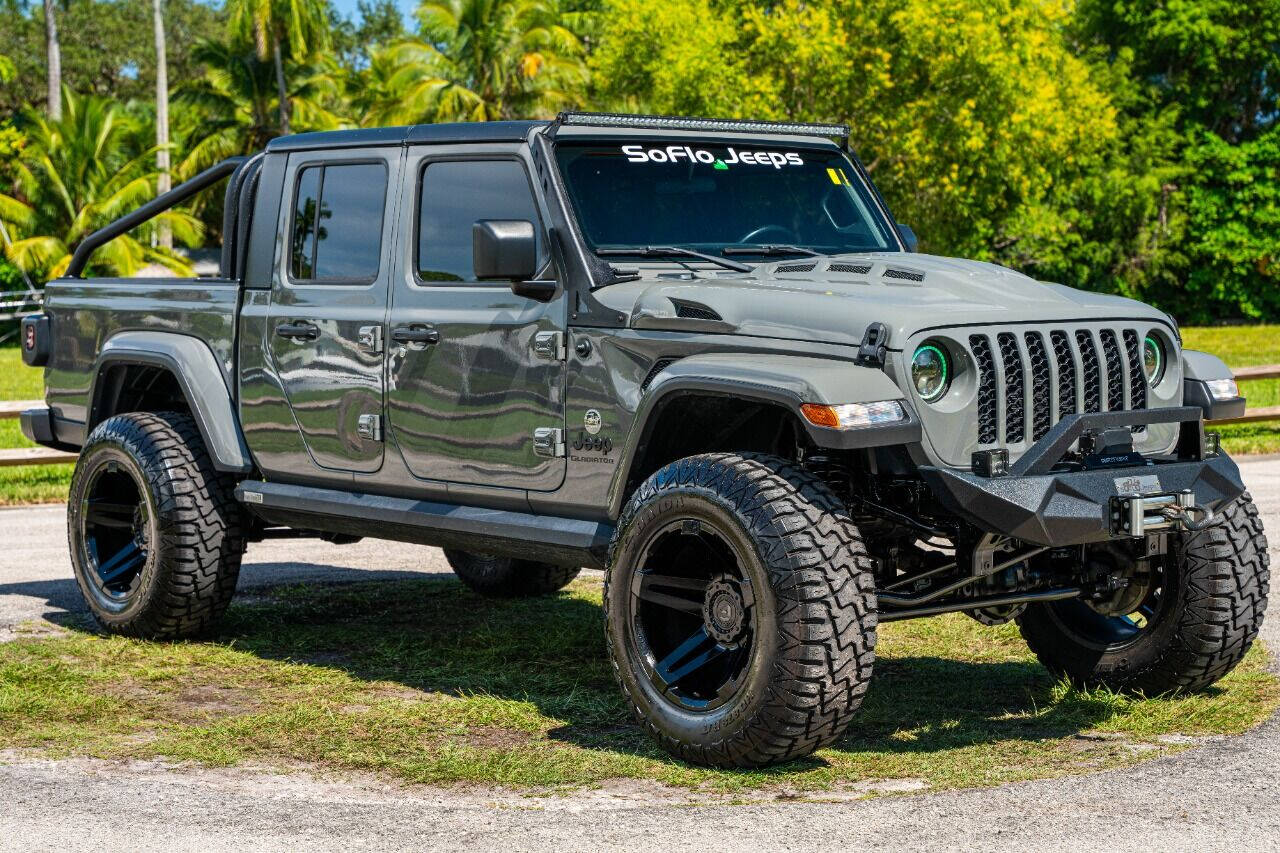 2021 JEEP Gladiator Pickup - $56,999