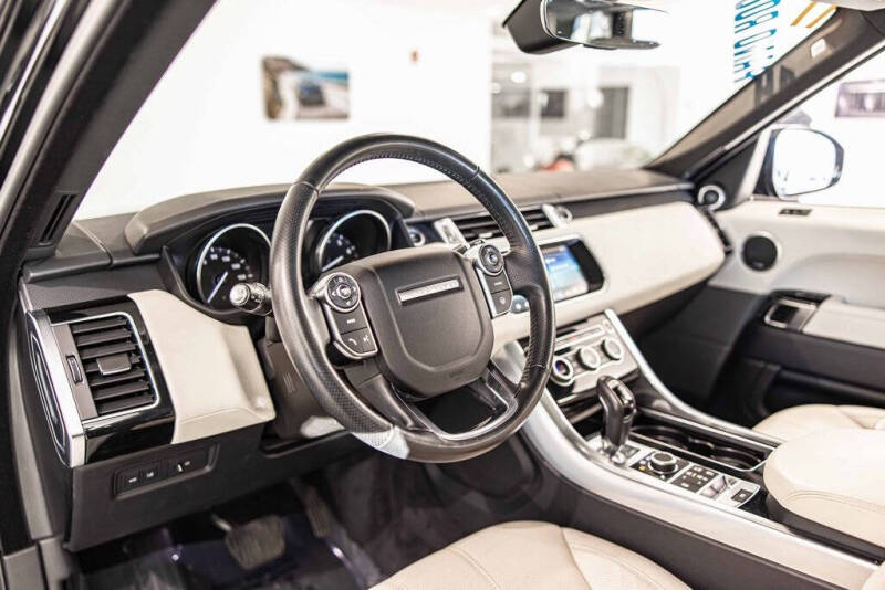 2017 Land Rover Range Rover Sport HSE