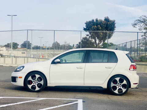 2012 Volkswagen GTI Base PZEV