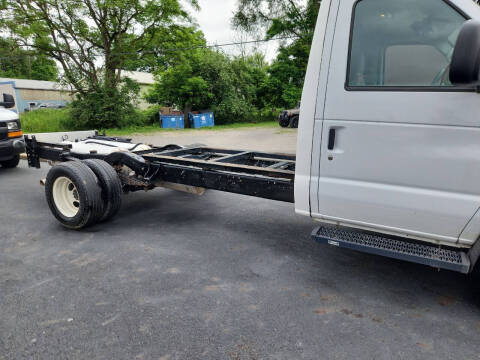 2017 Ford E-Series E-450 SD