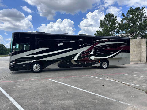 2019 Tiffin Phaeton 40qkh BUNK BEDS, King Bed