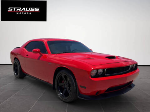 2014 Dodge Challenger SRT8 Core
