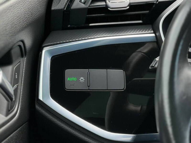 2021 Audi Q3 quattro S line Premium 45 TFSI