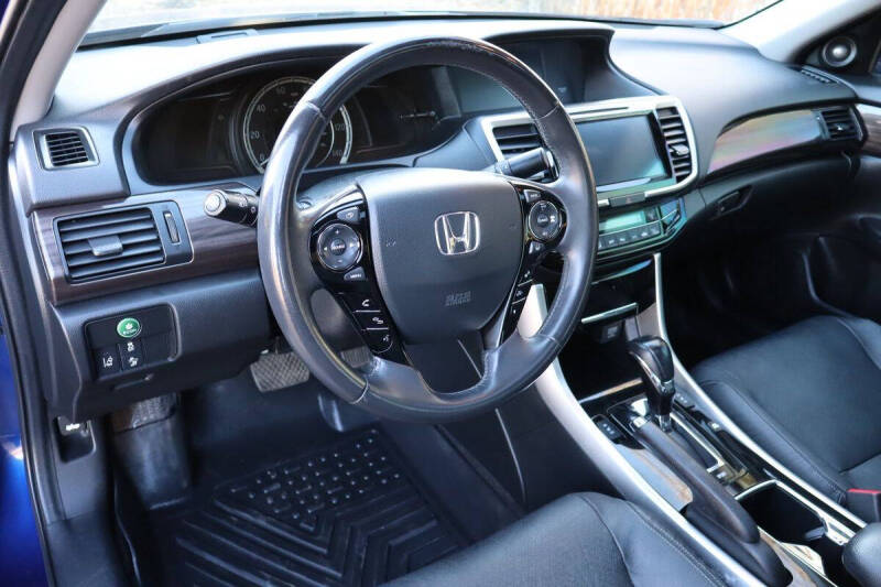 2017 Honda Accord Hybrid EX-L
