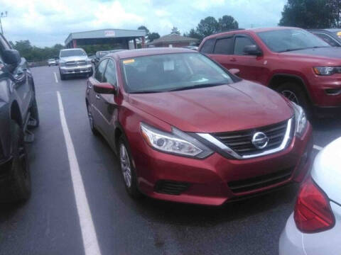 2016 Nissan Altima for sale at Auto Solutions in Maryville TN