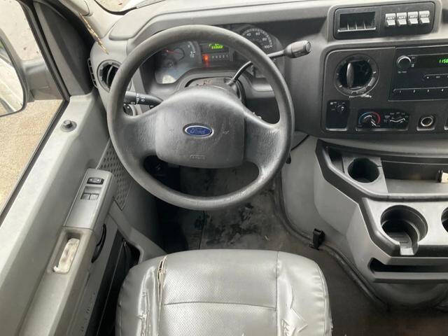 2012 Ford E-Series E-250