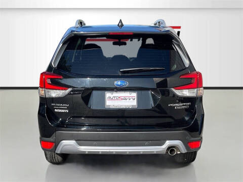 2023 Subaru Forester Touring