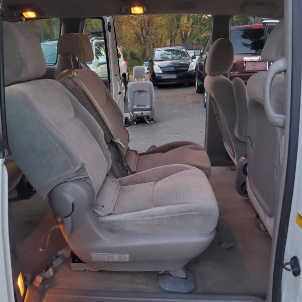 2009 Toyota Sienna CE 7-Passenger