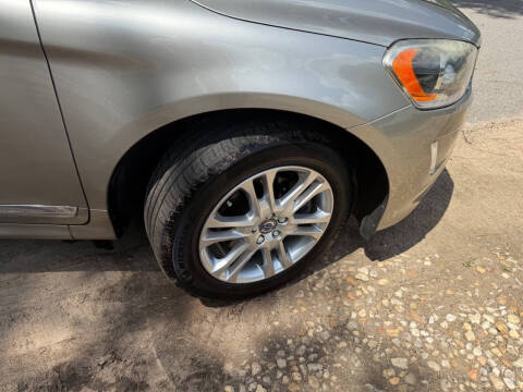 2016 Volvo XC60 T5 Drive-E Premier