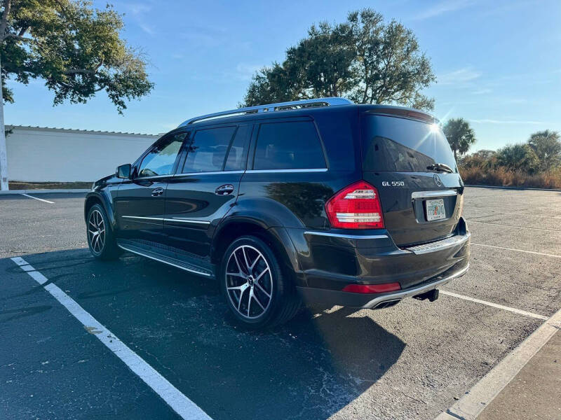 2011 Mercedes-Benz GL-Class GL 550 4MATIC