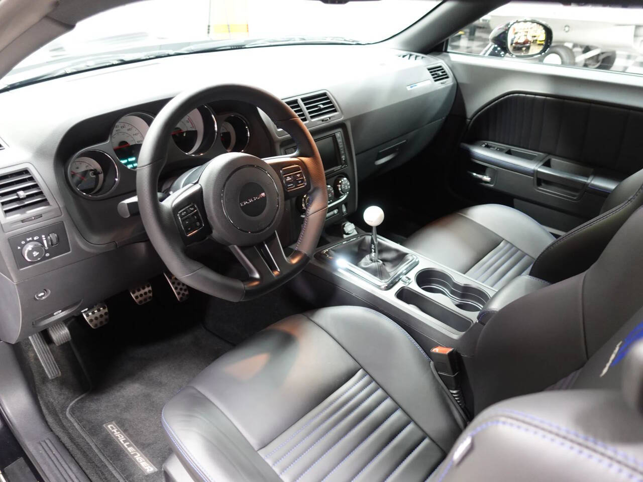 2014 Dodge Challenger 18