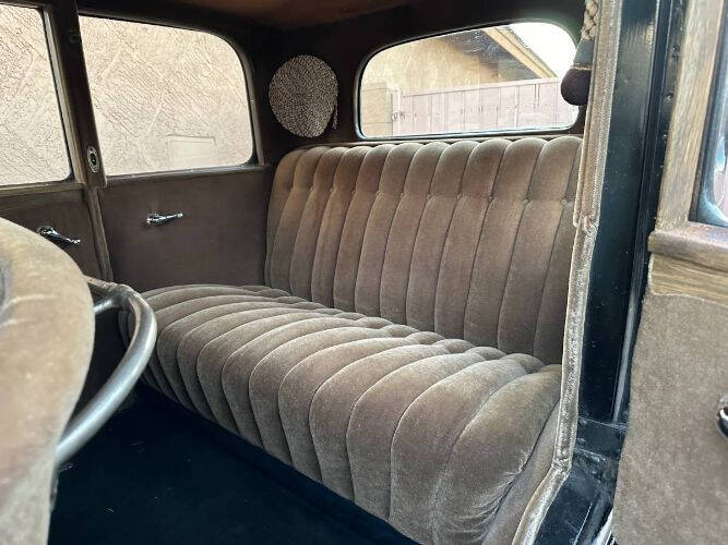 1927 Studebaker Commander