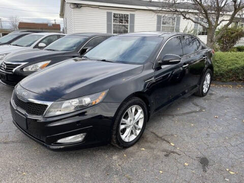 2012 Kia Optima for sale at Paramount Motors in Taylor MI