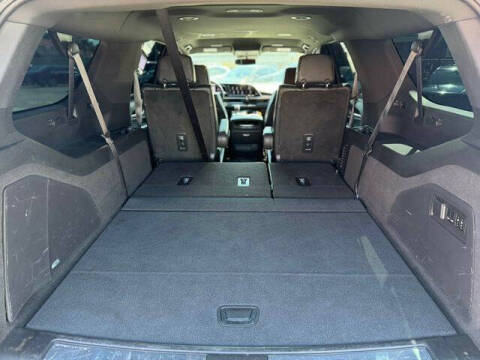 2023 Cadillac Escalade ESV Luxury