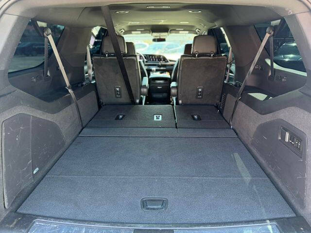 2023 Cadillac Escalade ESV Luxury