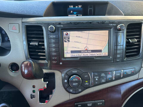 2011 Toyota Sienna Limited 7-Passenger