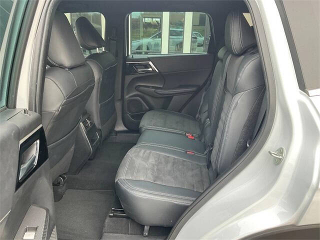 2023 Mitsubishi Outlander