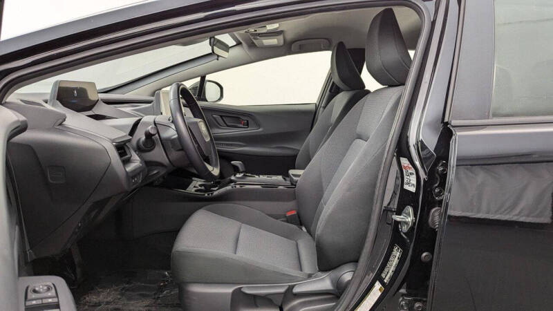 2024 Toyota Prius LE