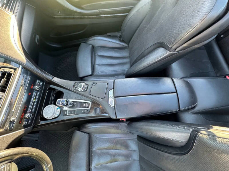 2012 BMW 6 Series 650i