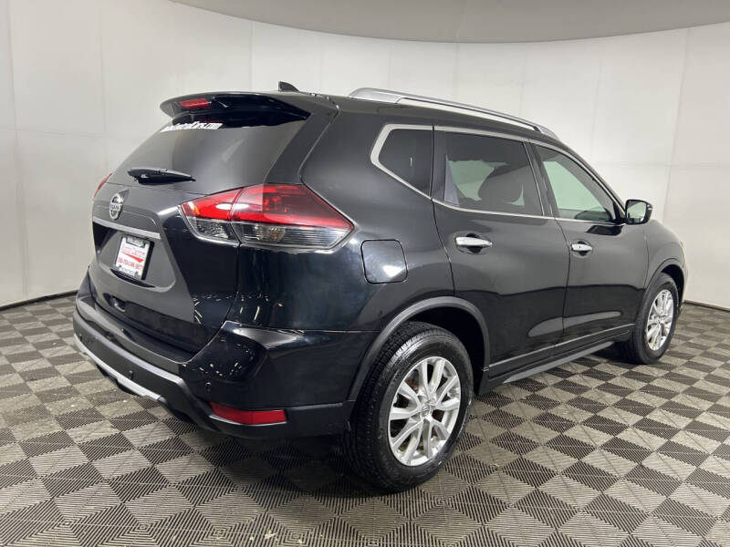 2020 Nissan Rogue