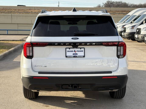 2026 Ford Explorer Active