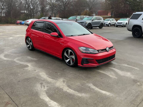 2020 Volkswagen Golf GTI SE