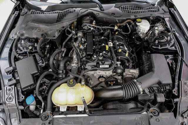 2021 Ford Mustang EcoBoost