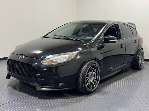 2013 Ford Focus for sale at Cincinnati Automotive Group in Lebanon OH