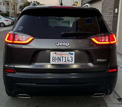 2019 Jeep Cherokee Latitude Plus